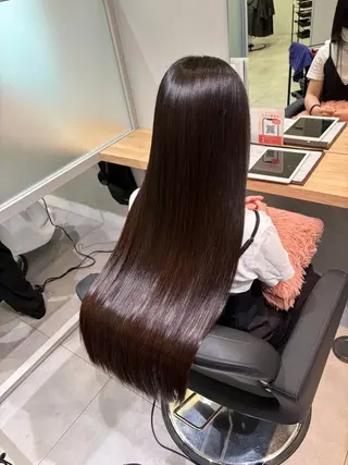 ロング 平瀬 胡桃のヘアスタイル
