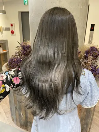 ロング Loob.TOKYO MIYA🌈のヘアスタイル