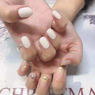 ネイル ガレンドウ 白澤 愛子のネイルデザイン