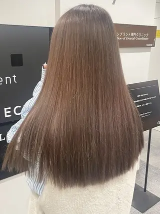 カラー 江坂 misaki のヘアスタイル