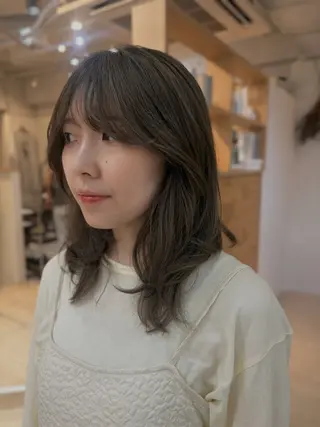 ミディアム カラー cana 札幌レイヤースタイルのヘアスタイル