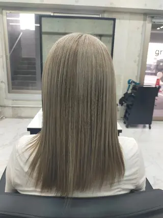 カラー MASA Raffinrのヘアスタイル