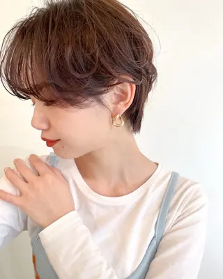 ショート 透明感カラー/ レイヤー/のりとみのヘアスタイル