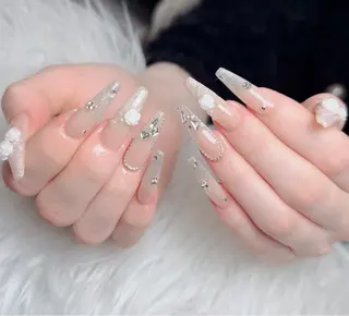 ネイル Lenie Nail Okuboのネイルデザイン