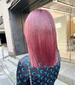 ミディアム カラー 🫧艶ダブルカラー ブリーチ🫧トモヤのヘアスタイル