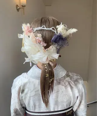 セミロング カラー 本間 結衣のヘアスタイル