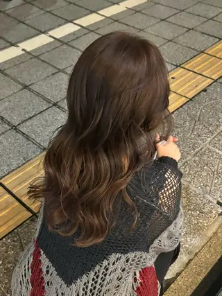 ロング カラー 🍓ブリーチカラー 🎀nene🍓のヘアスタイル