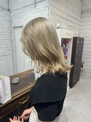 セミロング カラー 札幌ブリーチカラー/ ダブルカラー/ドイのヘアスタイル