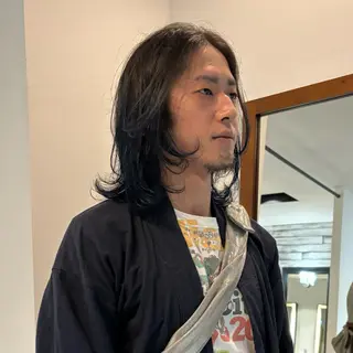 カラー メンズ 的場 莉音のヘアスタイル