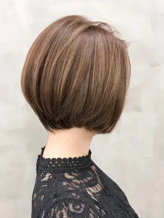 ショート カラー ヘアアレンジ ネイル マツエク・マツパ ショート・ボブ 徳竹淳一のヘアスタイル