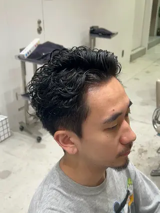 パーマ メンズ 🐲ツイスパ🐲 フェード/龍のヘアスタイル