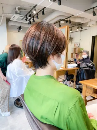 ショート 水田吉亮/髪質改善/ 縮毛矯正/レイヤーのヘアスタイル