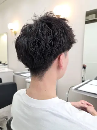 ショート パーマ メンズ 桐島 令奈のヘアスタイル