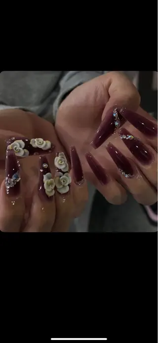 ネイル NiJi Nailsのネイルデザイン