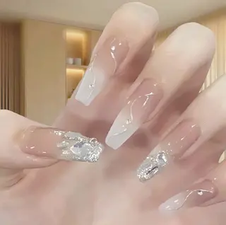 ネイル 🦋ネイルサロン ブラン🌈ゆりのネイルデザイン
