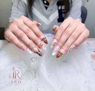 ネイル IRO FUNABASHIのネイルデザイン