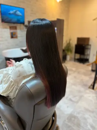 ロング ツヤ髪専門美容師 桑原 和誠のヘアスタイル