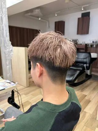 カラー メンズ 渡辺 大輝 メンズパーマのヘアスタイル