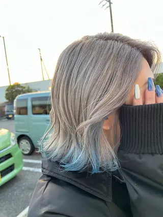カラー 長谷川 柚乃のヘアスタイル