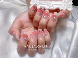 ネイル ネイルサロン ルミア Lumia 店長施術のネイルデザイン