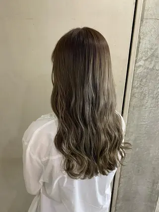 セミロング カラー 清村 和音のヘアスタイル