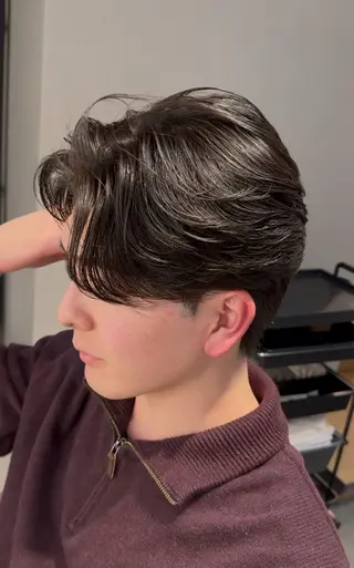 ショート パーマ メンズ unopulir 景山 凌のヘアスタイル
