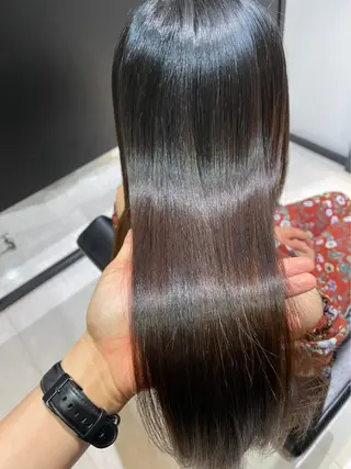 ロング 髪質改善IENA店長 小泉拓のヘアスタイル