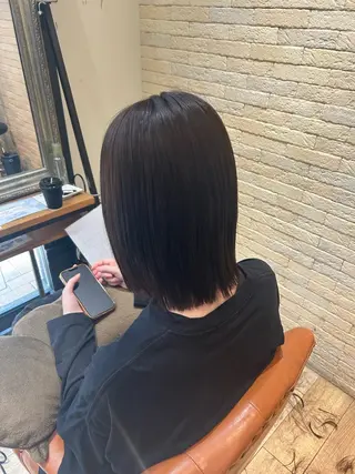 ミディアム カラー 松尾 遥花のヘアスタイル