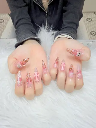 ネイル Anh ゴテゴテネイルのネイルデザイン