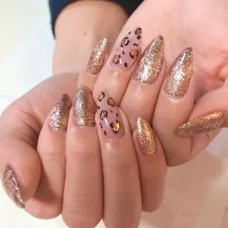 ネイル nail saron Aphrisのネイルデザイン