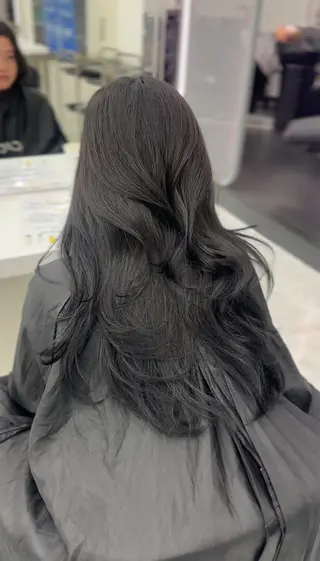 カラー 透明感🫧韓国 🫧hana🫧のヘアスタイル
