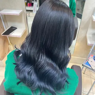 ロング 前田 菜奈子のヘアスタイル