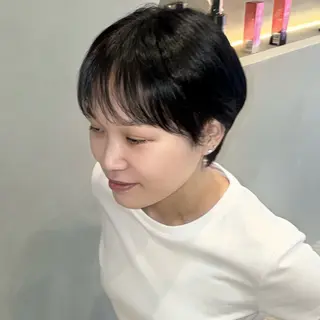 カラー ユ ヅのヘアスタイル