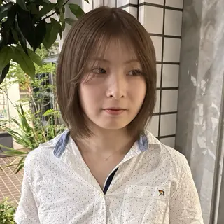 ショート ハイトーン/レイヤー カット/TAKEのヘアスタイル