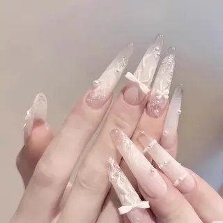 ネイル Blingg NailStudioのネイルデザイン