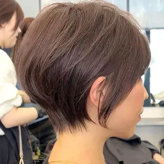 ショート レイヤーボブ/渋谷/ 艶カラー/あおい🩵のヘアスタイル