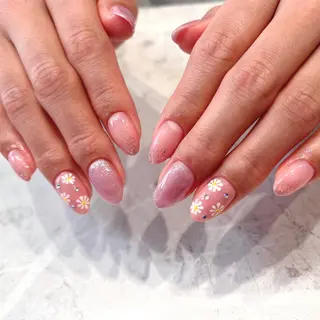 ネイル Nail Salon Lovinのネイルデザイン