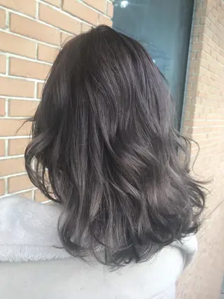 ミディアム カラー パーマ ヘアアレンジ メンズ キッズ ネイル マツエク・マツパ サロンドミルク 渋谷高比良のヘアスタイル