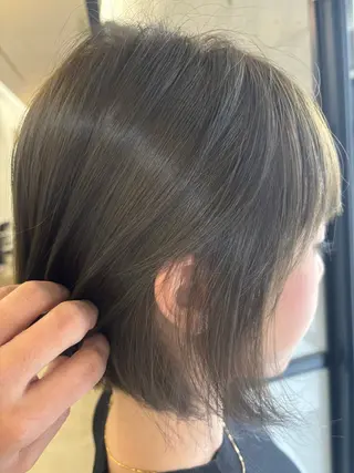 ショート カラー 透明感ベージュ系特化 YUTO 店長のヘアスタイル