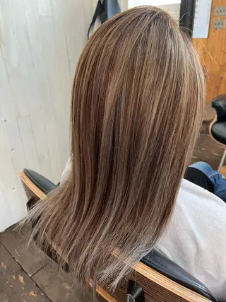 セミロング 紙屋 隼人のヘアスタイル