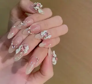 ネイル D-BEAUTY Nailsalonのネイルデザイン