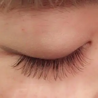 マツエク・マツパ アイデザイナー 山下の眉毛・アイブロウイメージ