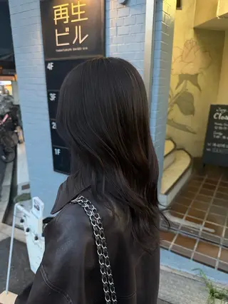 ミディアム 柿本 ひなのヘアスタイル