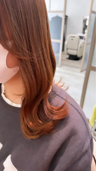 セミロング 髪質改善×艶カラー 🌼Haru🌼のヘアスタイル