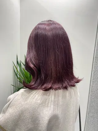 ミディアム カラー ラベンダー💜 グレージュ🩶のヘアスタイル