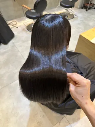 ロング レイヤー/ブリーチ iwamiya岩見谷のヘアスタイル