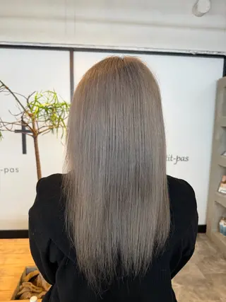 セミロング 🍒暖色カラー🌹 栗俣嵐のヘアスタイル