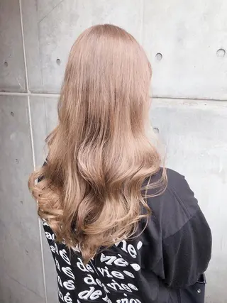 ミディアム レイヤーカット 小山 悠のヘアスタイル