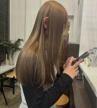 ロング カラー ブリーチリタッチ🧹 miyukiのヘアスタイル