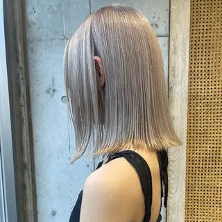 ショート ハイトーン/ベージュ /流星💫のヘアスタイル